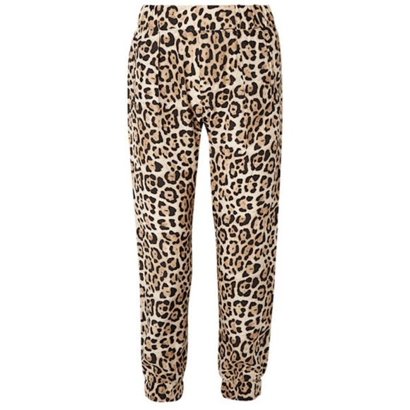 Zara Pants - Zara Basics lightweight cheetah print elastic waist pleated cuff hem pockets